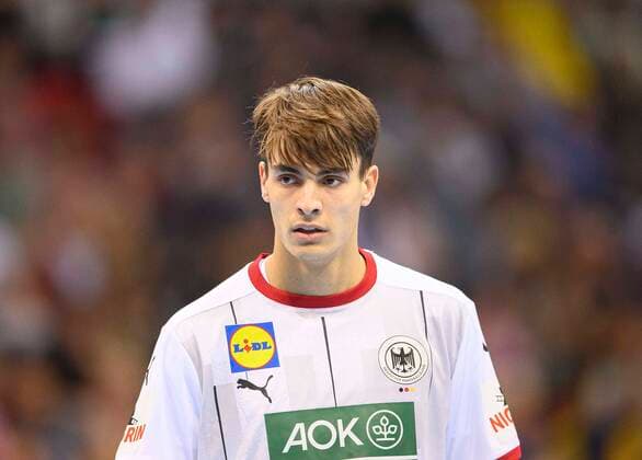 Julian KOESTER (Köster)(GER) Tag des Handballs, Laenderspiel der Maenner, Freundschaftsspiel, Deutschland (GER) - Portugal (POR) 30:32, am 07.11.2021 in Duesseldorf Deutschland. Â