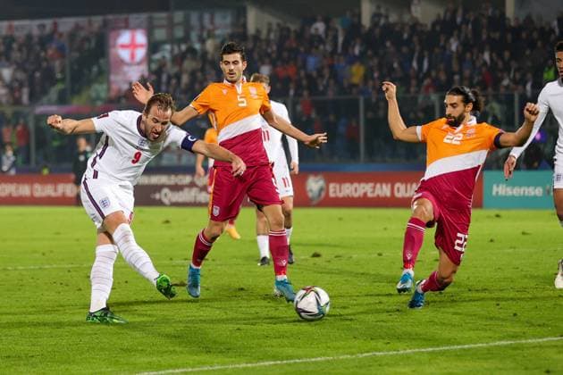 San Marino v England FIFA World Cup, WM, Weltmeisterschaft, Fussball Qualifier 15 11 2021. Goal 0-5 Harry Kane (9) of England scores his second from from the penalty spot during the FIFA World Cup Qualifier match between San Marino and England at Stadio Olimpico, Serravalle, San Marino on 15 November 2021. Editorial use only , Copyright: xNigelxKeenex PSI-14035-0043