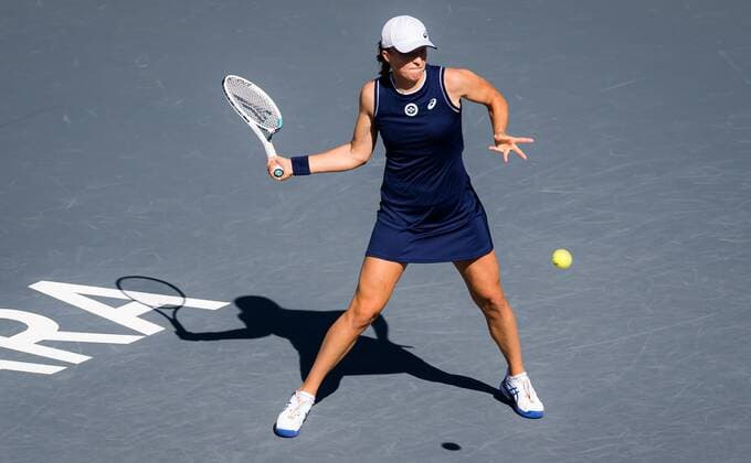Tennis, WTA Finals in Guadalajara, Iga Swiatek - Paula Badosa Mandatory Credit: Photo by Rob Prange Shutterstock (12596813q) Iga Swiatek of Poland in action during the third round robin match at the 2021 Akron WTA, Tennis Damen Finals Guadalajara WTA tennis tournament Akron WTA Finals, Day 6, Tennis, Panamerican Tennis Center Guadalajara, Mexico - 15 Nov 2021 Akron WTA Finals, Day 6, Tennis, Panamerican Tennis Center Guadalajara, Mexico - 15 Nov 2021  Copyright: xRobxPrange Shutterstockx 12596813q