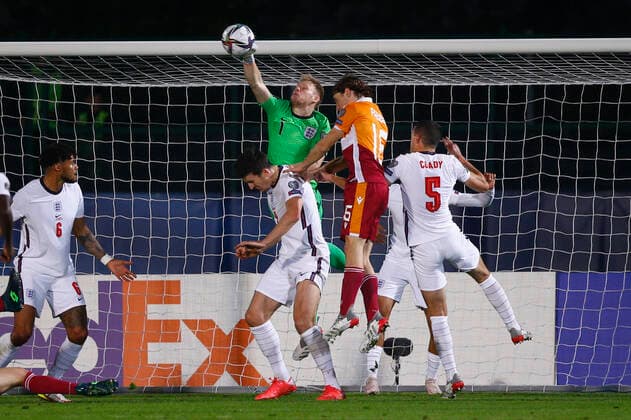 San Marino v England 2022 FIFA World Cup, WM, Weltmeisterschaft, Fussball Qualifiers Aaron Ramsdale of England punches clear during the 2022 FIFA World Cup Qualifiers Group I match at Stadio Olimpico di Serravalle, Serravalle Content Not Available For UK Newspapers Copyright: xPaulxChestertonx FIL-16117-0153