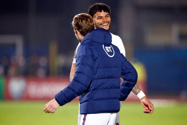 San Marino v England 2022 FIFA World Cup, WM, Weltmeisterschaft, Fussball Qualifiers Tyrone Mings of England and Harry Kane of England at the end of the 2022 FIFA World Cup Qualifiers Group I match at Stadio Olimpico di Serravalle, Serravalle Content Not Available For UK Newspapers Copyright: xPaulxChestertonx FIL-16117-0173