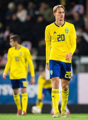 Fußball, U18 EM-Quali, Schweden - England 211116 Oscar Wilhelmsson of Sweden during the UEFA European U18 Qualifier football match between Sweden and England on November 16, 2021 in Stockholm. Photo: Maxim Thore BILDBYRAN kod MT MT0254 fotboll football soccer fotball uefa european under-18 qualifier sweden - england bbeng em-kval depp Copyright: MAXIMxTHORE BB211116MT033