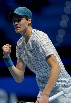 Mandatory Credit: Photo by Ella Ling Shutterstock (12603335br) Jannik Sinner of Italy celebrates Nitto ATP, Tennis Herren World Tour Finals, Day 3, Tennis, Pala Alpitour, Turin, Italy - 16 Nov 2021 Nitto ATP World Tour Finals, Day 3, Tennis, Pala Alpitour, Turin, Italy - 16 Nov 2021 Copyright: xEllaxLing Shutterstockx 12603335br