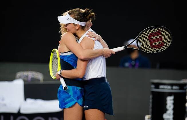 Mandatory Credit: Photo by Rob Prange Shutterstock (12596815cy) Barbora Krejcikova & Katerina Siniakova of the Czech Republic in action during the doubles semi-final at the 2021 Akron WTA, Tennis Damen Finals Guadalajara WTA tennis tournament Akron WTA Finals, Day 7, Tennis, Panamerican Tennis Center Guadalajara, Mexico - 16 Nov 2021 Akron WTA Finals, Day 7, Tennis, Panamerican Tennis Center Guadalajara, Mexico - 16 Nov 2021  Copyright: xRobxPrange Shutterstockx 12596815cy