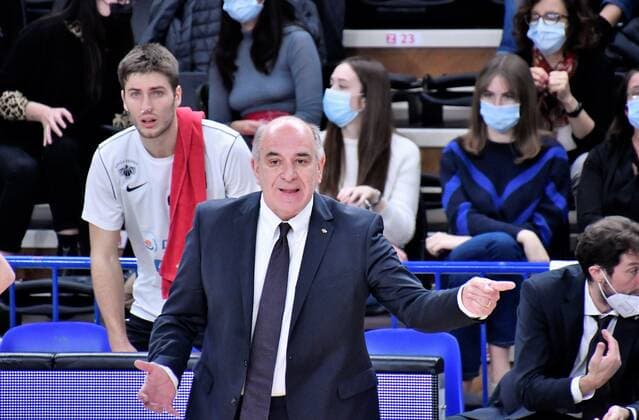 Emanuele Molin Coach Dolomiti Energia Trento during Dolomite Energia Trentino vs Slask Wroclaw, Basketball EuroCup Championship in Trento, Italy, November 17 2021  Copyright: xLorenaxBonapacex xIPAx xx 0