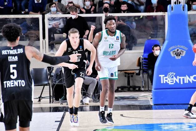 Cyril Langevine (Slask Wroclaw) Maximilian Ladurner (Dolomiti Energia Trento) during Dolomite Energia Trentino vs Slask Wroclaw, Basketball EuroCup Championship in Trento, Italy, November 17 2021  Copyright: xLorenaxBonapacex xIPAx xx 0