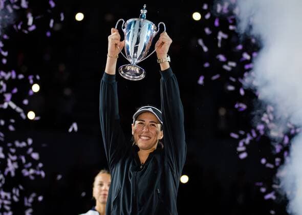 Mandatory Credit: Photo by Rob Prange Shutterstock (12596816at) Garbine Muguruza of Spain with the champions trophy after winning the final of the 2021 Akron WTA, Tennis Damen Finals Guadalajara WTA tennis tournament Akron WTA Finals, Day 8, Tennis, Panamerican Tennis Center Guadalajara, Mexico - 17 Nov 2021 Akron WTA Finals, Day 8, Tennis, Panamerican Tennis Center Guadalajara, Mexico - 17 Nov 2021  Copyright: xRobxPrange Shutterstockx 12596816at