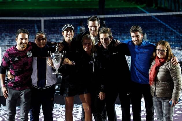 Spanish Garbine Muguruza (3-L) poses during Single s trophy ceremony after winning the Akron WTA, Tennis Damen Finals tournament, in Guadalajara, Mexico, 17 November 2021. Akron WTA Finals !ACHTUNG: NUR REDAKTIONELLE NUTZUNG!  Copyright: xFranciscoxGuascox AMDEP3651 20211118-7be44cfc5388fb57742dd36f881931a625b666f7