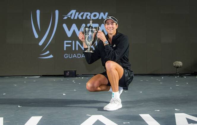 Mandatory Credit: Photo by Rob Prange Shutterstock (12596816bl) Garbine Muguruza of Spain poses with the champions trophy after winning the final of the 2021 Akron WTA, Tennis Damen Finals Guadalajara WTA tennis tournament Akron WTA Finals, Day 8, Tennis, Panamerican Tennis Center Guadalajara, Mexico - 17 Nov 2021 Akron WTA Finals, Day 8, Tennis, Panamerican Tennis Center Guadalajara, Mexico - 17 Nov 2021  Copyright: xRobxPrange Shutterstockx 12596816bl
