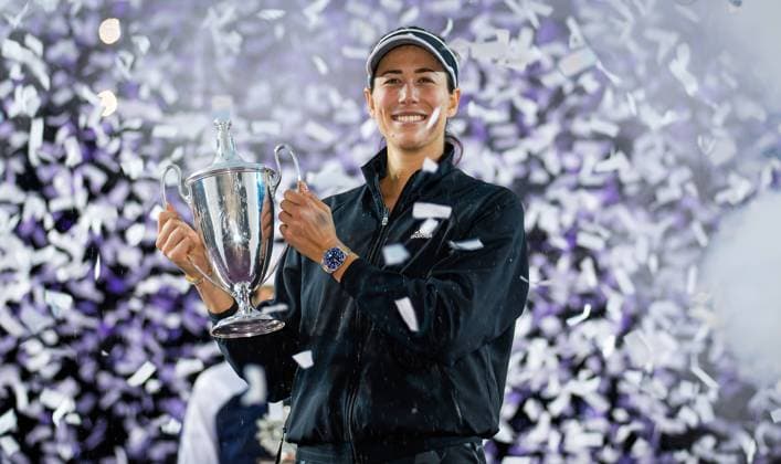 November 17, 2021, GUADALAJARA, MEXICO: Garbine Muguruza of Spain with the champions trophy after winning the final of the 2021 Akron WTA, Tennis Damen Finals Guadalajara WTA tennis tournament against Anett Kontaveit of Estonia GUADALAJARA MEXICO - ZUMAa181 20211117_zaa_a181_072 Copyright: xRobxPrangex