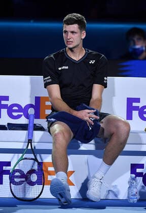 November 18, 2021, Turin, Italia: Hubert Hurkacz of Poland reacts during the match against against Alexander Zverev of Germany at the Nitto ATP, Tennis Herren Finals in Turin, Italy, 18 November 2021.ANSA ALESSANDRO DI MARCO Turin Italia - ZUMAa110 20211118_zaf_a110_035 Copyright: xAlessandroxDixMarcox