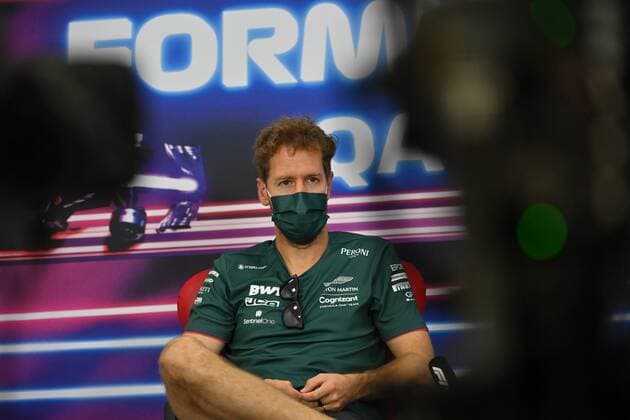 F1 Grand Prix of Qatar 5 Sebastian Vettel (GER, Aston Martin Cognizant F1 Team), F1 Grand Prix of Qatar at Losail International Circuit on November 18, 2021 in Doha, Qatar. (Photo by ANDREJ ISAKOVIC AFP FIA Pool via HOCH ZWEI) Doha Qatar Poolfoto HOCH ZWEI Pool AFP ,EDITORIAL USE ONLY