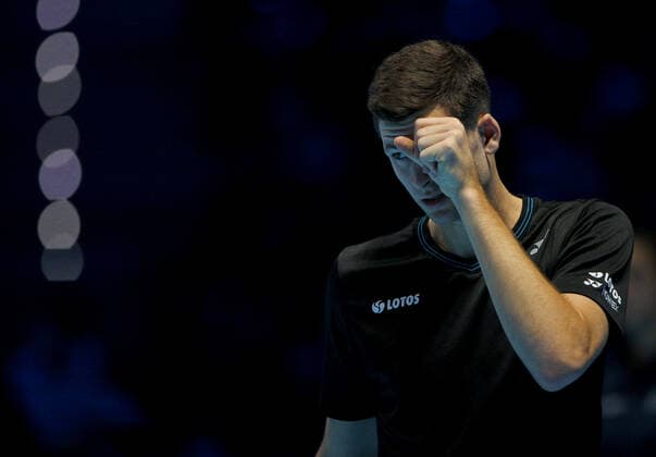 Mandatory Credit: Photo by Ella Ling Shutterstock (12604977s) Hubert Hurkacz of Poland frustrated Nitto ATP, Tennis Herren World Tour Finals, Day 5, Tennis, Pala Alpitour, Turin, Italy - 18 Nov 2021 Nitto ATP World Tour Finals, Day 5, Tennis, Pala Alpitour, Turin, Italy - 18 Nov 2021 Copyright: xEllaxLing Shutterstockx 12604977s