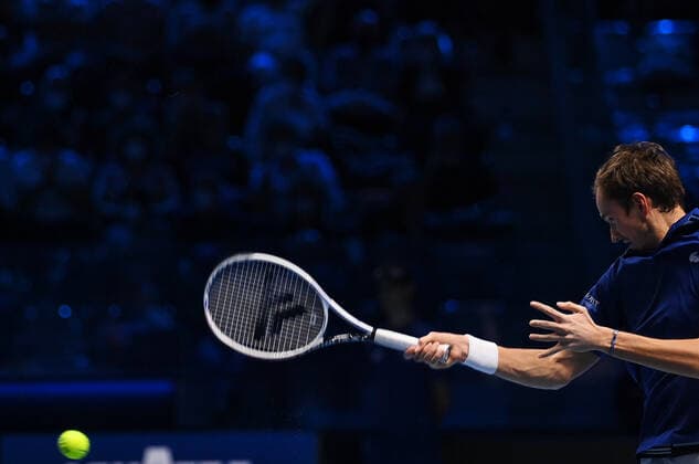 Photo Marco Alpozzi LaPresse November 18, 2021 Turin (Italy) Tennis Nitto ATP, Tennis Herren Finals - men s singles - Round Robin Daniil Medvedev Vs Jannik Sinner In the pic: Daniil Medvedev (Russia)  Copyright: xMarcoxAlpozzi LaPressex