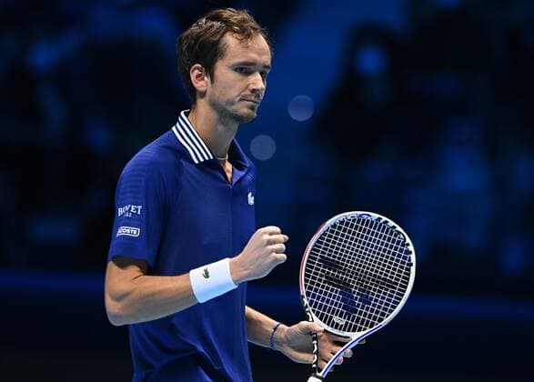 Italy Tennis ATP, Tennis Herren Finals Zverev - Hurkacz 6699198 18.11.2021 Russia s Daniil Medvedev returns a shot during the group stage singles tennis match of the ATP Finals against Italy s Jannik Sinner at the Pala Alpitour venue in Turin, Italy. Alexey Filippov Sputnik Turin Italy  Copyright: xAlexeyxFilippovx