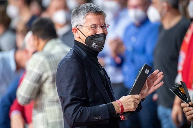 Vereinspraesident Herbert Hainer (FC Bayern München) gluecklich ueber den Sieg, FC Bayern Basketball vs. Panathinaikos Athen, Euroleague, 18.11.2021 Muenchen Bayern Deutschland