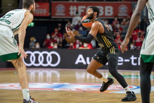 Corey Walden 2 (FC Bayern), FC Bayern Basketball vs. Panathinaikos Athen, Euroleague, 18.11.2021 Muenchen Bayern Deutschland