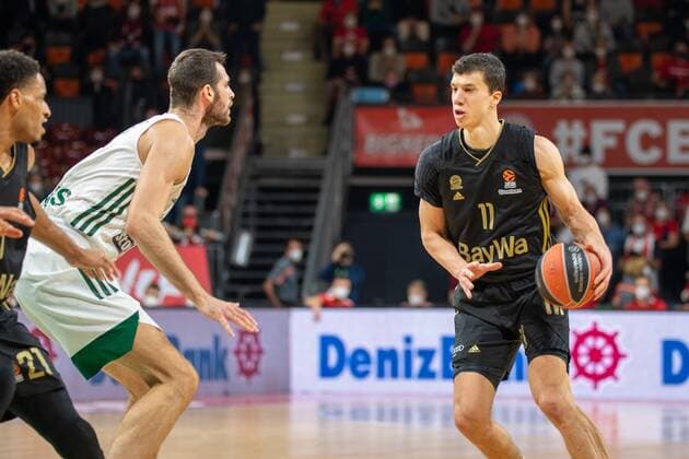 Vladimir Lucic 11 (FC Bayern), FC Bayern Basketball vs. Panathinaikos Athen, Euroleague, 18.11.2021 Muenchen Bayern Deutschland