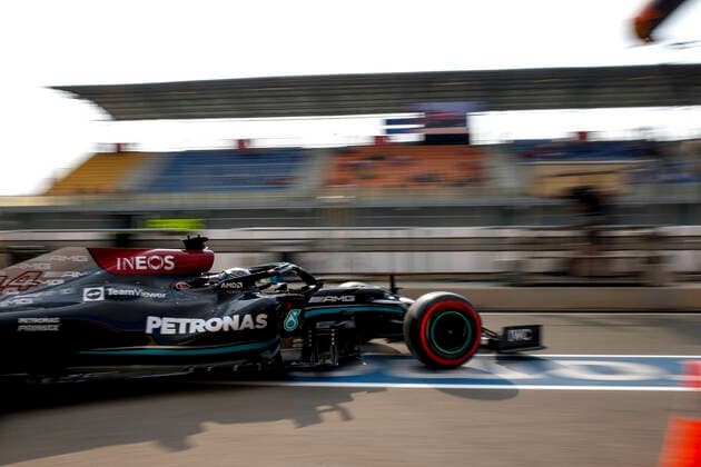 Sport Bilder des Tages 44 Lewis Hamilton (GBR, Mercedes-AMG Petronas F1 Team), F1 Grand Prix of Qatar at Losail International Circuit on November 19, 2021 in Doha, Qatar. (Photo by HOCH ZWEI) Doha Qatar