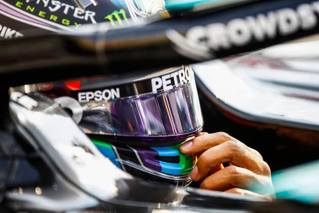 HAMILTON Lewis (gbr), Mercedes AMG F1 GP W12 E Performance, portrait during the Formula 1 Ooredoo Qatar Grand Prix 2021, 20th round of the 2021 FIA Formula One World Championship, WM, Weltmeisterschaft from November 19 to 21, 2021 on the Losail International Circuit, in Lusail, Qatar - F1 - QATAR GRAND PRIX 2021 DPPI Panoramic  00121041__B2_2647