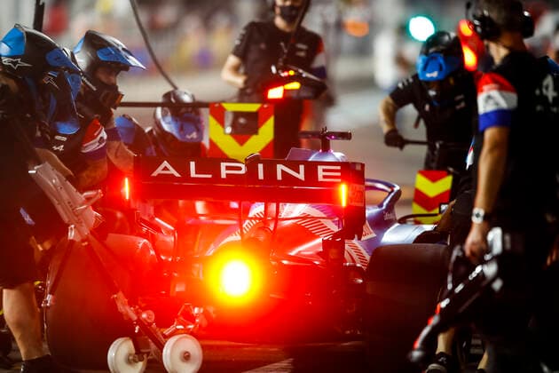 14 ALONSO Fernando (spa), Alpine F1 A521, action during the Formula 1 Ooredoo Qatar Grand Prix 2021, 20th round of the 2021 FIA Formula One World Championship, WM, Weltmeisterschaft from November 19 to 21, 2021 on the Losail International Circuit, in Lusail, Qatar - F1 - QATAR GRAND PRIX 2021 DPPI Panoramic  00121041__B2_3085