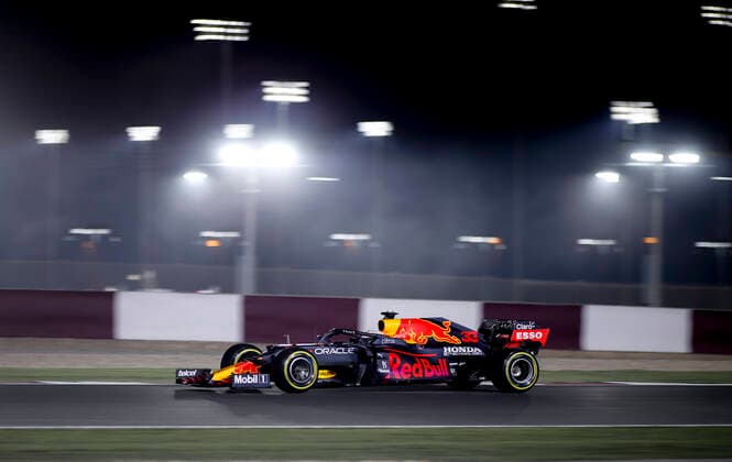 33 Max Verstappen (NED, Red Bull Racing), F1 Grand Prix of Qatar at Losail International Circuit on November 19, 2021 in Doha, Qatar. (Photo by HOCH ZWEI) Doha Qatar