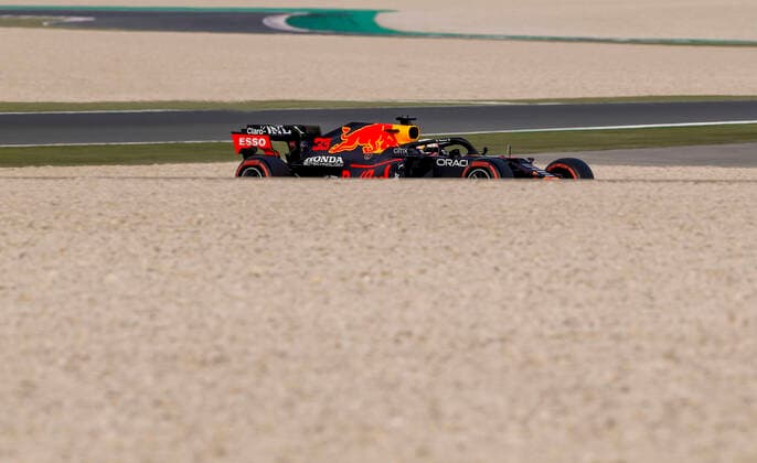 33 Max Verstappen (NED, Red Bull Racing), F1 Grand Prix of Qatar at Losail International Circuit on November 20, 2021 in Doha, Qatar. (Photo by HOCH ZWEI) Doha Qatar