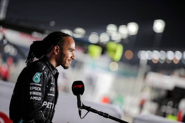 HAMILTON Lewis (gbr), Mercedes AMG F1 GP W12 E Performance, portrait during the Formula 1 Ooredoo Qatar Grand Prix 2021, 20th round of the 2021 FIA Formula One World Championship, WM, Weltmeisterschaft from November 19 to 21, 2021 on the Losail International Circuit, in Lusail, Qatar - F1 - QATAR GRAND PRIX 2021 DPPI Panoramic  FGO06359
