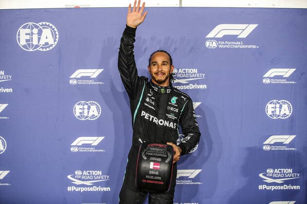 HAMILTON Lewis (gbr), Mercedes AMG F1 GP W12 E Performance, portrait during the Formula 1 Ooredoo Qatar Grand Prix 2021, 20th round of the 2021 FIA Formula One World Championship, WM, Weltmeisterschaft from November 19 to 21, 2021 on the Losail International Circuit, in Lusail, Qatar - F1 - QATAR GRAND PRIX 2021 DPPI Panoramic  FGO06388