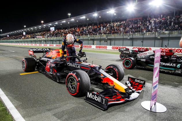 33 Max Verstappen (NED, Red Bull Racing), F1 Grand Prix of Qatar at Losail International Circuit on November 20, 2021 in Doha, Qatar. (Photo by HOCH ZWEI) Doha Qatar