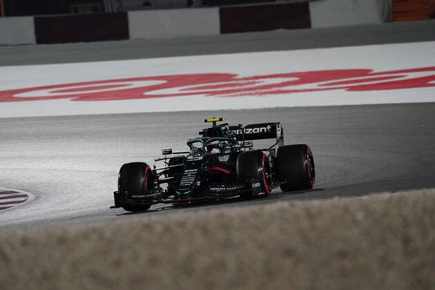Formula 1 Ooredoo Qatar Grand Prix 2021 20.11.2021, Losail International Circuit, Doha, Formula 1 Ooredoo Qatar Grand Prix 2021 ,im Bild Sebastian Vettel (DEU), Aston Martin Cognizant Formula One Team