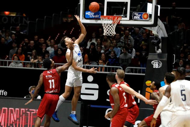 21.11.2021, easyCredit Basketball Bundesliga, BBL, Saison 2021 2022, Herren, Chemnitz Niners - MLP Academics Heidelberg Brekkott Chapman, MLP Academics Heidelberg Chemnitz Messe Chemnitz Sachsen Germany