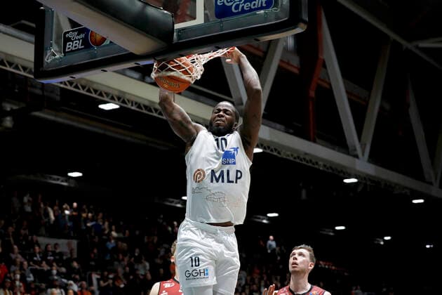 21.11.2021, easyCredit Basketball Bundesliga, BBL, Saison 2021 2022, Herren, Chemnitz Niners - MLP Academics Heidelberg Kelvin Martin, MLP Academics Heidelberg Chemnitz Messe Chemnitz Sachsen Germany
