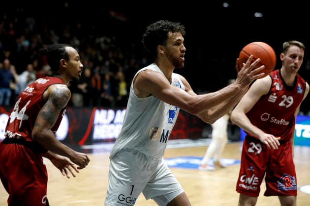 21.11.2021, easyCredit Basketball Bundesliga, BBL, Saison 2021 2022, Herren, Chemnitz Niners - MLP Academics Heidelberg Brekkott Chapman, MLP Academics Heidelberg Chemnitz Messe Chemnitz Sachsen Germany