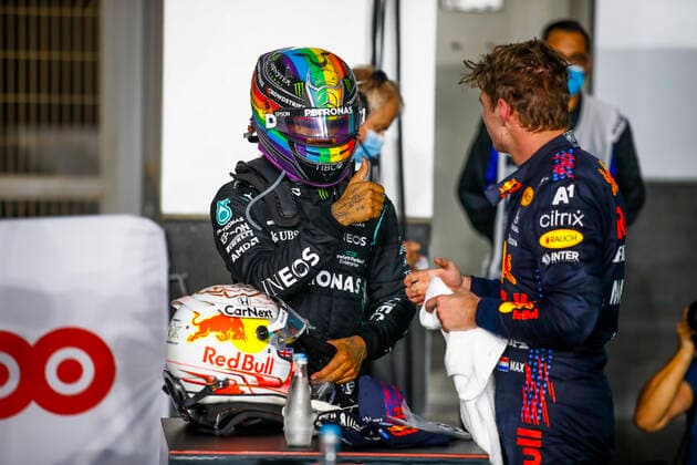 44 Lewis Hamilton (GBR, Mercedes-AMG Petronas F1 Team), 33 Max Verstappen (NED, Red Bull Racing), F1 Grand Prix of Qatar at Losail International Circuit on November 21, 2021 in Doha, Qatar. (Photo by HOCH ZWEI) Doha Qatar