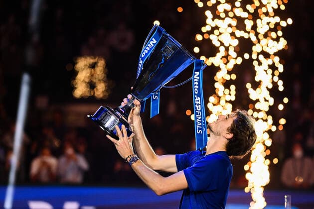 Photo Marco Alpozzi LaPresse November 21, 2021 Turin (Italy) Tennis Nitto ATP, Tennis Herren Finals - men s singles - finals Alexander Zverev Vs Daniil Medvedev In the pic: Alexander Zverev (Germany) lift the trophy  Copyright: xMarcoxAlpozzi LaPressex