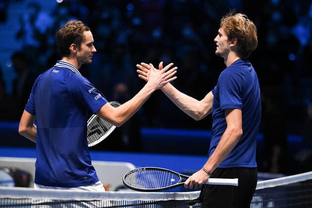Photo Marco Alpozzi LaPresse November 21, 2021 Turin (Italy) Tennis Nitto ATP, Tennis Herren Finals - men s singles - finals Alexander Zverev Vs Daniil Medvedev In the pic: Alexander Zverev (Germany)Daniil Medvedev (Russia)  Copyright: xMarcoxAlpozzi LaPressex