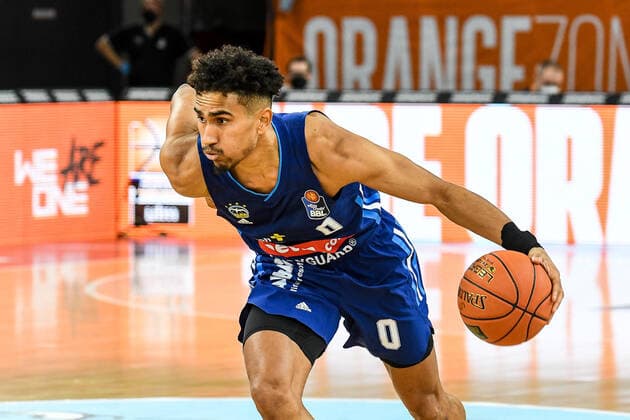GER, BBL, ratiopharm ulm vs ALBA Berlin 21.11.2021, ratiopharm arena, Neu-Ulm, GER, BBL, ratiopharm ulm vs ALBA Berlin, im Bild Maodo Lo (Berlin, 0)