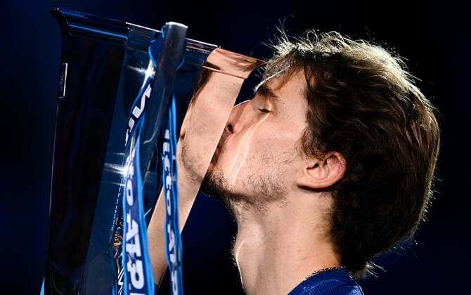 Italy Tennis ATP, Tennis Herren Finals 6701494 21.11.2021 Germany s Alexander Zverev kisses a trophy during an award ceremony for the singles final match of the ATP Finals against Russia s Daniil Medvedev at the Pala Alpitour venue in Turin, Italy. Alexey Filippov Sputnik Turin Italy  Copyright: xAlexeyxFilippovx
