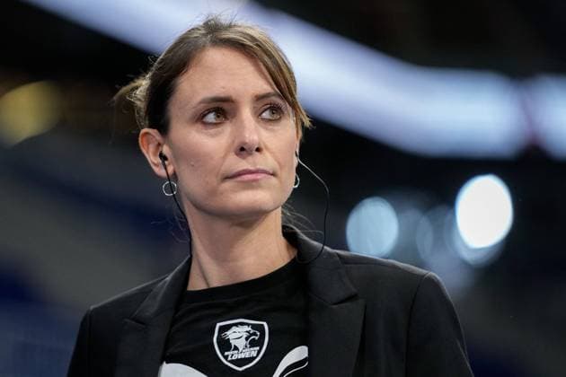 Jennifer Kettemann (Geschäftsführerin, RNL) , Einzelbild, Aktion, Action, Porträt, Portrait, 23.11.2021, Mannheim (Deutschland), Handball, Bundesliga, Rhein-Neckar Löwen - SC DHfK Leipzig