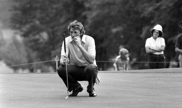 28.07.82 Golf German Open Deutschland, Stuttgart, 28.07.1982, Golf, Lufthansa German Open Golfclub Solitude: Mark Thomas raucht eine Zigarette. *** 28 07 82 Golf German Open Germany, Stuttgart, 28 07 1982, Golf, Lufthansa German Open Golfclub Solitude Mark Thomas smokes a cigarette