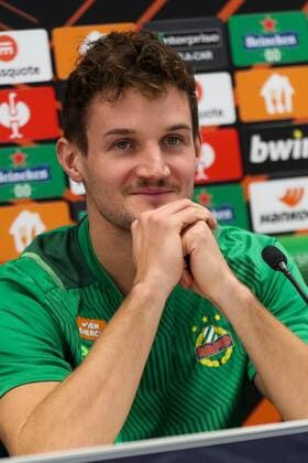 SOCCER - UEFA EL, Rapid vs West Ham VIENNA,AUSTRIA,24.NOV.21 - SOCCER - UEFA Europa League, group stage, SK Rapid Wien vs West Ham United, preview, press conference, PK, Pressekonferenz Rapid. Image shows Maximilian Hofmann (Rapid).  GEPAxpictures xPhilippxBrem