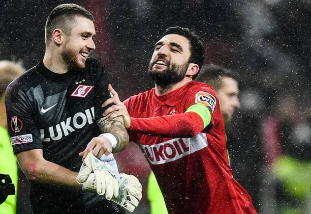 Russia Soccer Europa League Spartak - Napoli 6703617 24.11.2021 Spartak?s goalkeeper Aleksandr Selikhov celebrate the victory in the Europa League soccer match between Spartak Moscow and Napoli Naples, in Moscow, Russia. Vladimir Astapkovich Sputnik Moscow Russia  Copyright: xVladimirxAstapkovichx