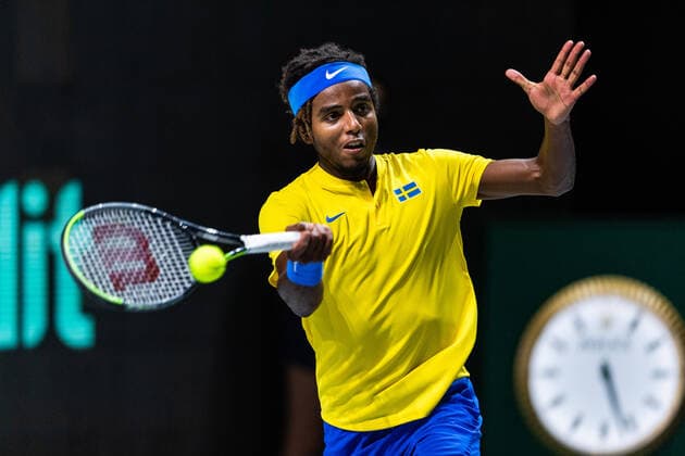 211125 Elias Ymer of Sweden during the Davis Cup Finals group stage tennis match between Canada and Sweden on November 25, 2021 in Madrid. Photo: Mathias Bergeld BILDBYRAN kod MB MB0271 tennis davis cup davis cup finals davis cup finals 2021 canada sweden bbeng sverige kanada Copyright: MATHIASxBERGELD BB211125MB018