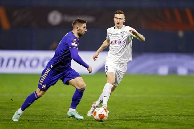 ZAGREB, CROATIA - NOVEMBER 25 : Bryan Heynen midfielder of KRC Genk during the UEFA Europa League Group stage H match between Dinamo Zagreb and Krc Genk on November 25, 2021 in Zagreb, Croatia, 25 11 2021 ( Dinamo Zagreb v Krc Genk - UEFA Europa League PhotoNews Panoramic 