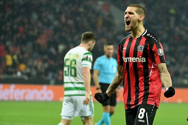 Leverkusen, Bayarena, 25.11.21, GER, Herren, UEFA Europa League, Saison 2021-2022, Bayer 04 Leverkusen - Celtic Glasgow Bild: Robert Andrich (Leverkusen) jubelt nach seinem Tor zum 2:2 Nur fuer journalistische Zwecke! Only for editorial use! Nordrhein-Westfalen Deutschland