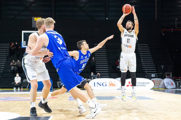 Deutschland vs. Estland, Basketball, WM Qualifikation 2023, Gruppe D, 25.11.2021 Foto:EIBNER Guener Santemiz Deutschland vs. Estland, Basketball, WM Qualifikation 2023, Gruppe D, 25.11.2021 Nuernberg Copyright: xEIBNER GuenerxSantemizx EP_GSZ