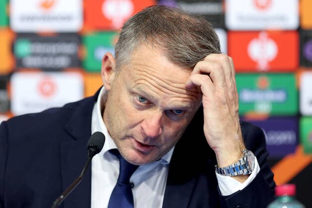 Dinamo Zagreb v KRC Genk: Group H - UEFA Europa League Head coach John van den Brom of Genk speaks during a press conference, PK, Pressekonferenz after the UEFA Europa League group H match between Dinamo Zagreb and KRC Genk at Maksimir Stadium on November 25, 2021 in Zagreb, Croatia. MarkoxPrpic PIXSELL