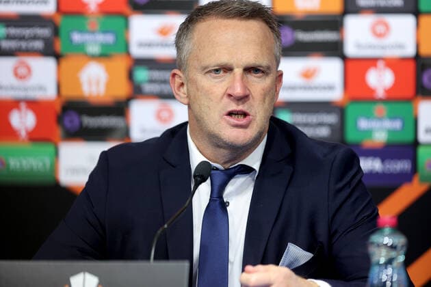 Dinamo Zagreb v KRC Genk: Group H - UEFA Europa League Head coach John van den Brom of Genk speaks during a press conference, PK, Pressekonferenz after the UEFA Europa League group H match between Dinamo Zagreb and KRC Genk at Maksimir Stadium on November 25, 2021 in Zagreb, Croatia. MarkoxPrpic PIXSELL