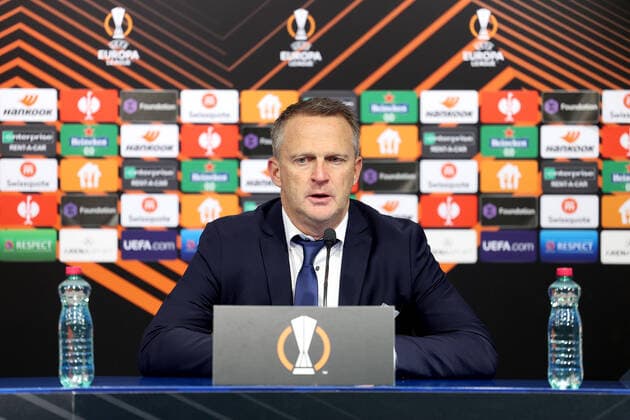 Dinamo Zagreb v KRC Genk: Group H - UEFA Europa League Head coach John van den Brom of Genk speaks during a press conference, PK, Pressekonferenz after the UEFA Europa League group H match between Dinamo Zagreb and KRC Genk at Maksimir Stadium on November 25, 2021 in Zagreb, Croatia. MarkoxPrpic PIXSELL